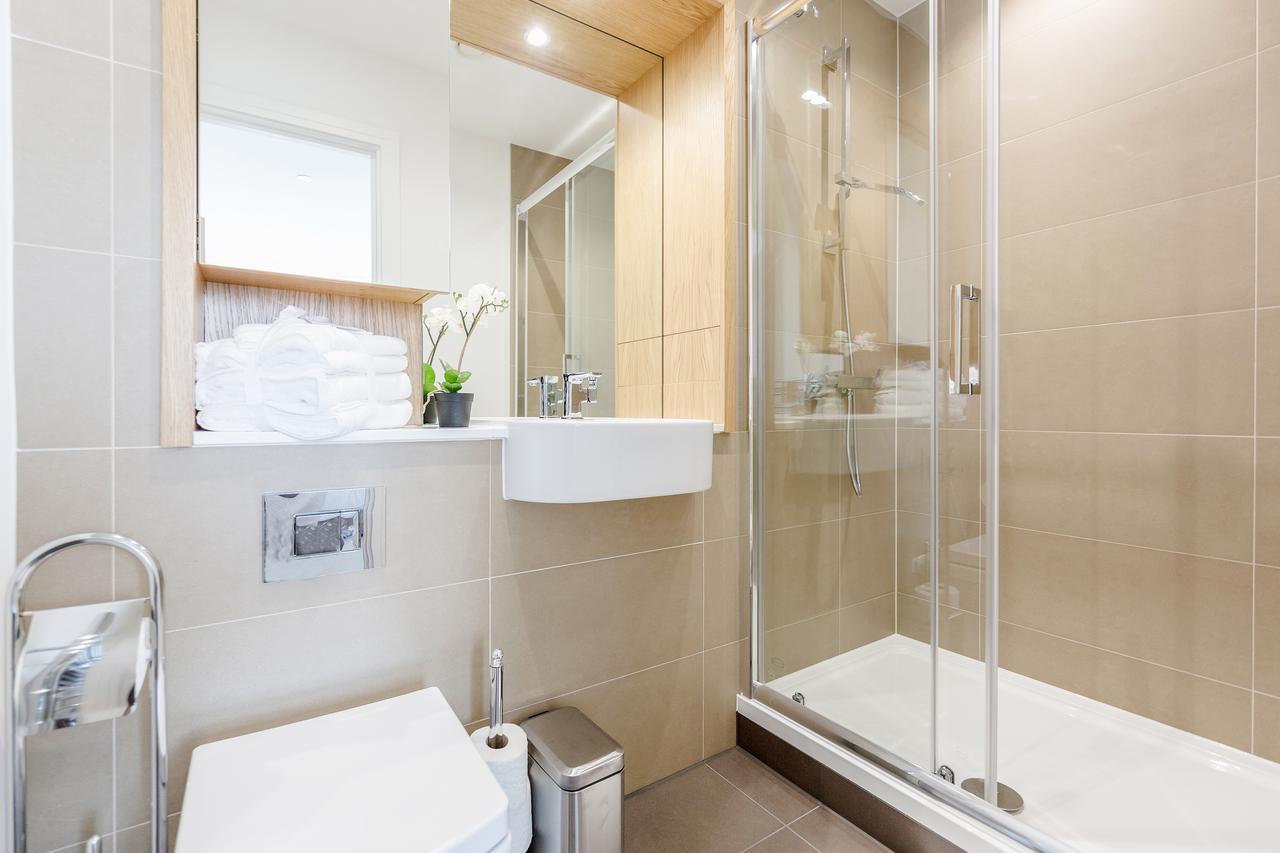 Luxury Stratford Apartment 런던 외부 사진
